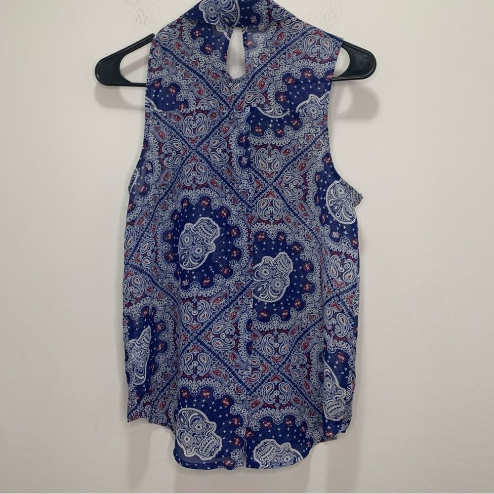 No Boundaries Paisley Tank Top Size Medium - Picture 1 of 10